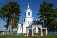 церковь в Дедино