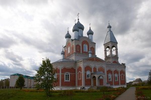 Глуск церковь