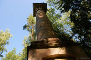 Леонполь мемориальная колонна