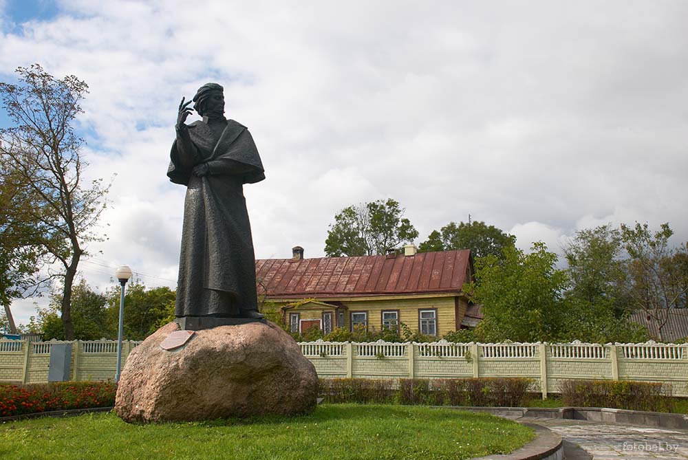 В Новогрудке в честь открытия мемориала ждут зятя Трампа