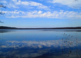 Озеро Лешно