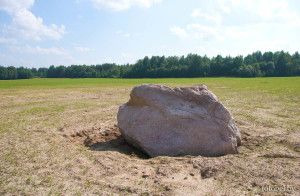 Хартовский валун