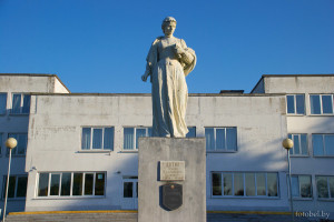 Острына памятник Цётке