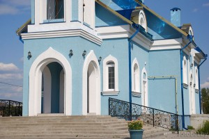 церковь в деревне Знаменка